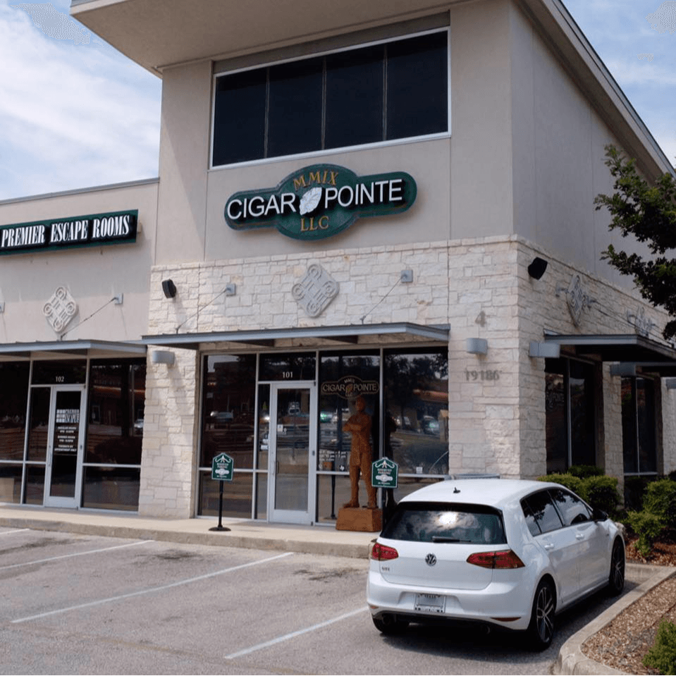 Cigar Pointe